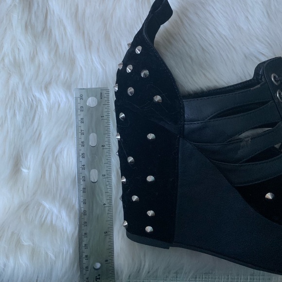 5"Black Spiky Punk Platform Laced Up Ankle Booties - Picture 7 of 8